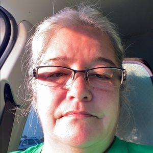 Meet your Posher, Angie